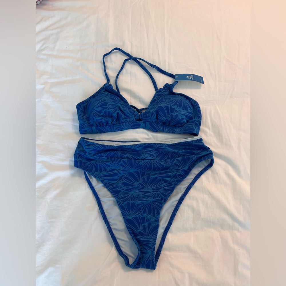 CUPSHE Vibrant Blue Floral Bikini - Picture 3 of 6